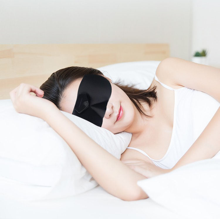 Antifaz Noctis Smart con Masaje Recargable — Tecnología para un Descanso de Élite